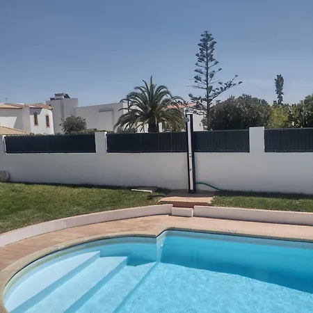 Nightingale Вілла *