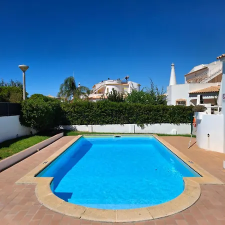 Nightingale * Albufeira