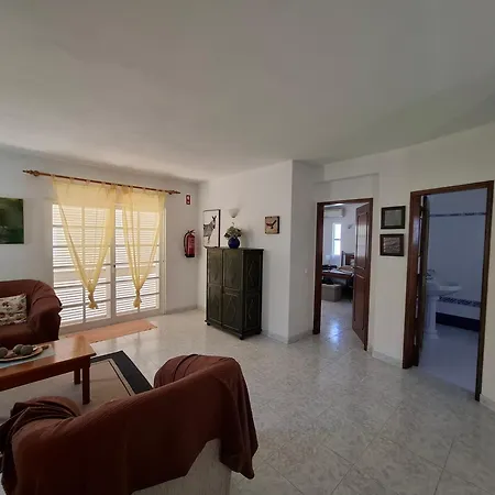 Nightingale Албуфейра