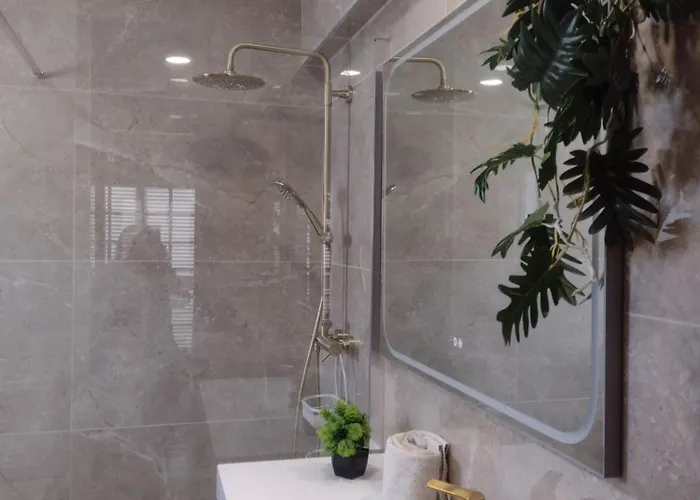 Nightingale Вілла *